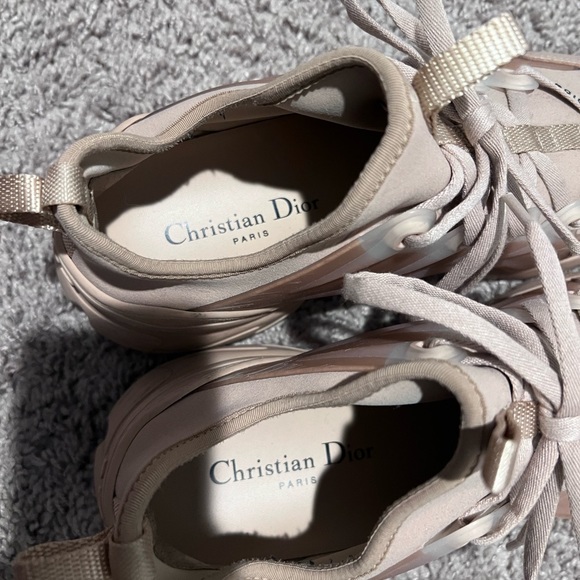 Nude Dior sneakers No Box - Picture 5 of 8